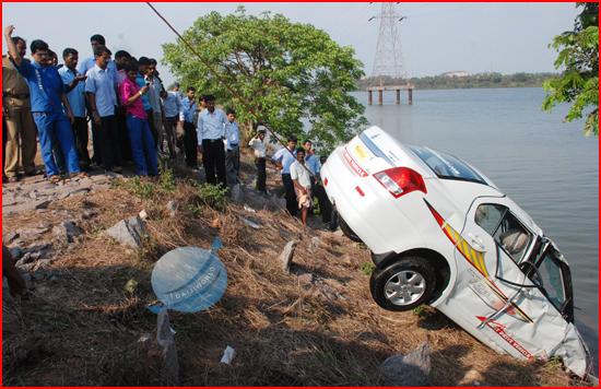 Maruti Swift DZire test drive in river So please be careful while driving